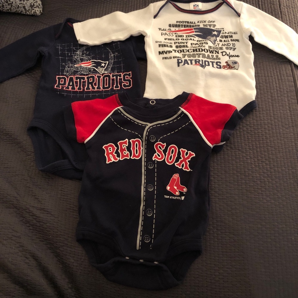 3 onsies, 2 patriots, 1 Red Sox.